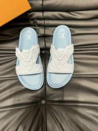 Picture of Louis Vuitton Slippers _SKULVsz38-45jyh0553814